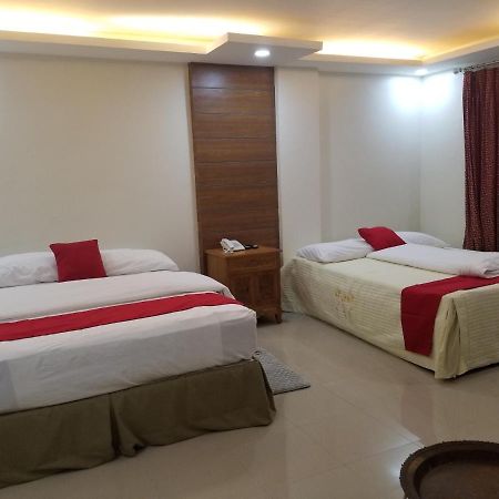 La Anclar Hotel Davao City Extérieur photo