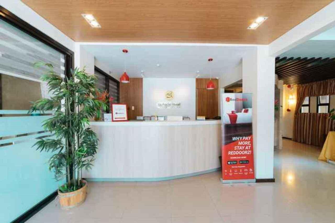 La Anclar Hotel Davao City Extérieur photo