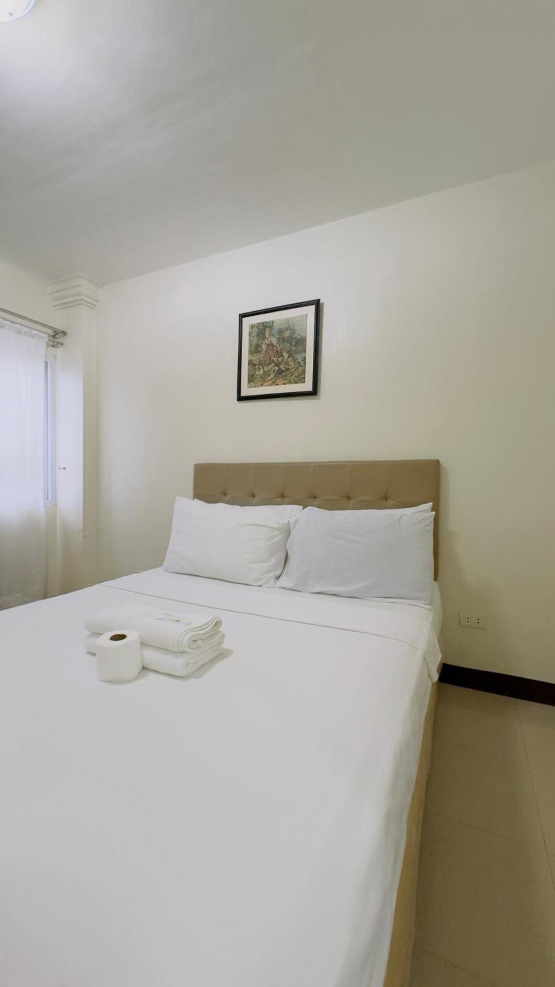 La Anclar Hotel Davao City Extérieur photo