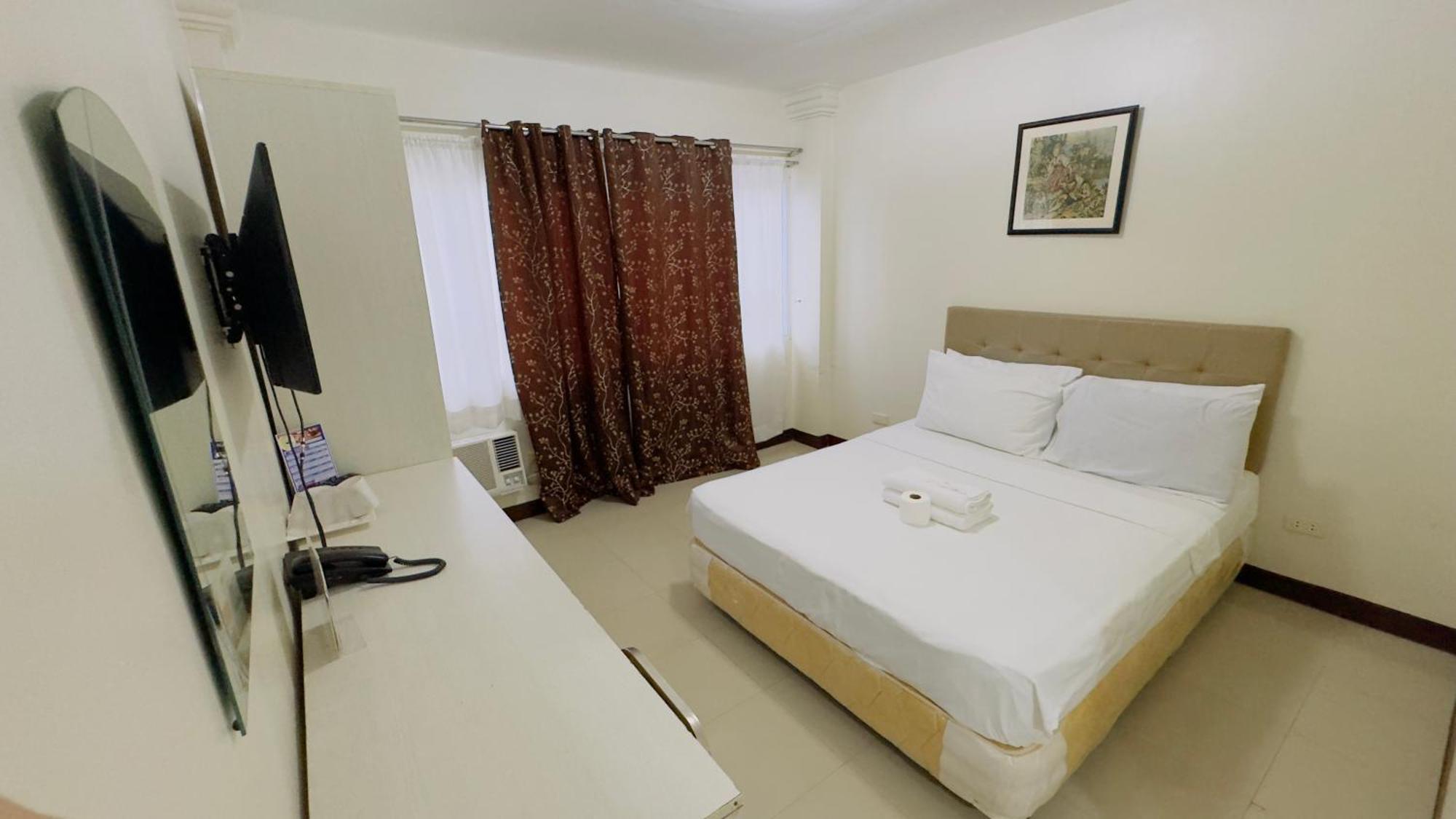 La Anclar Hotel Davao City Extérieur photo