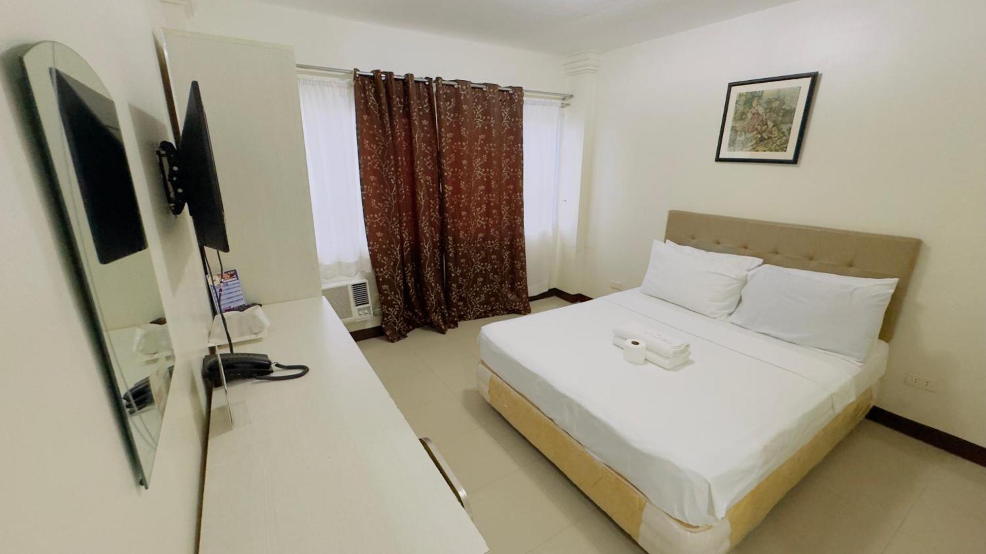 La Anclar Hotel Davao City Extérieur photo