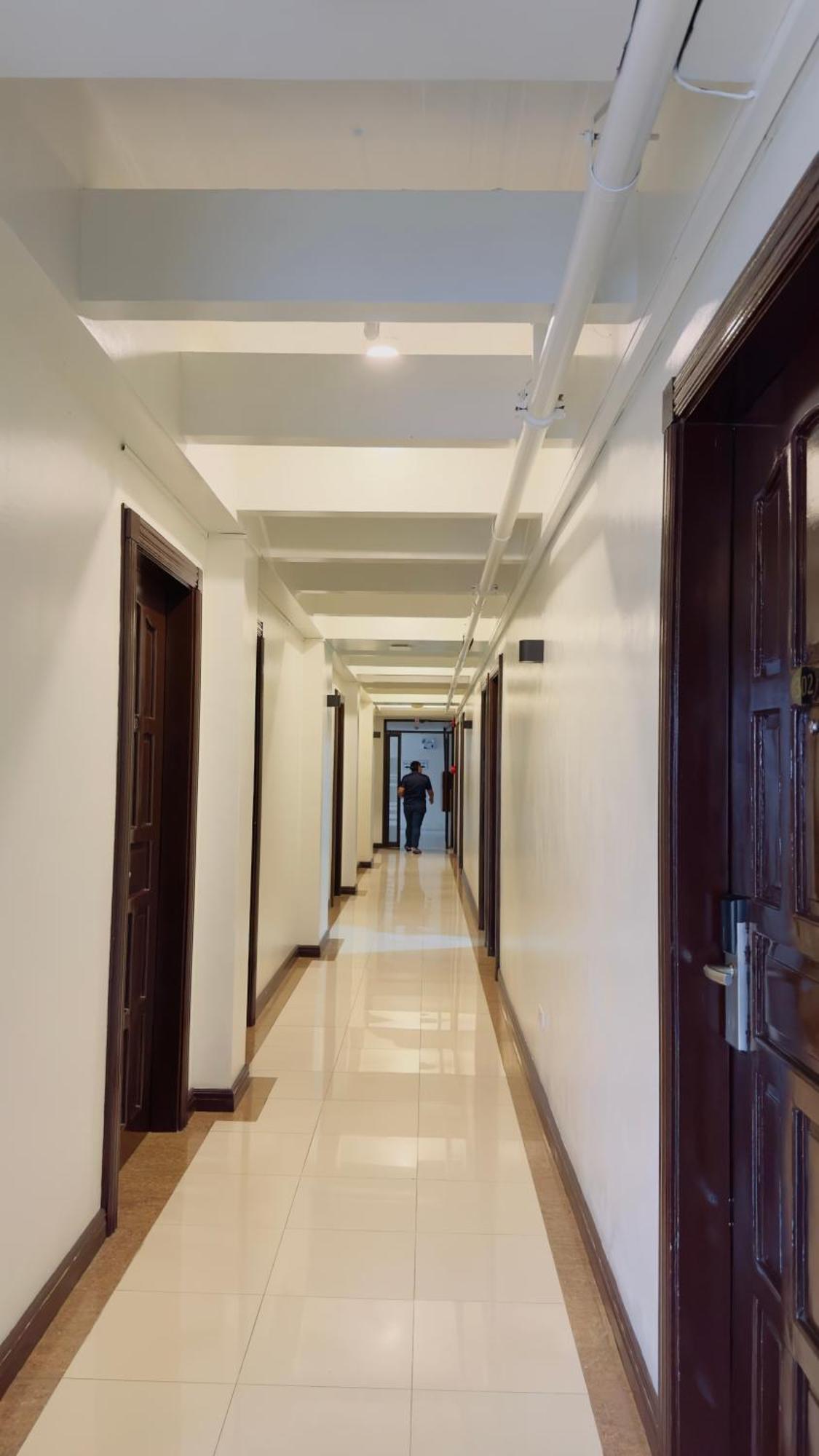 La Anclar Hotel Davao City Extérieur photo