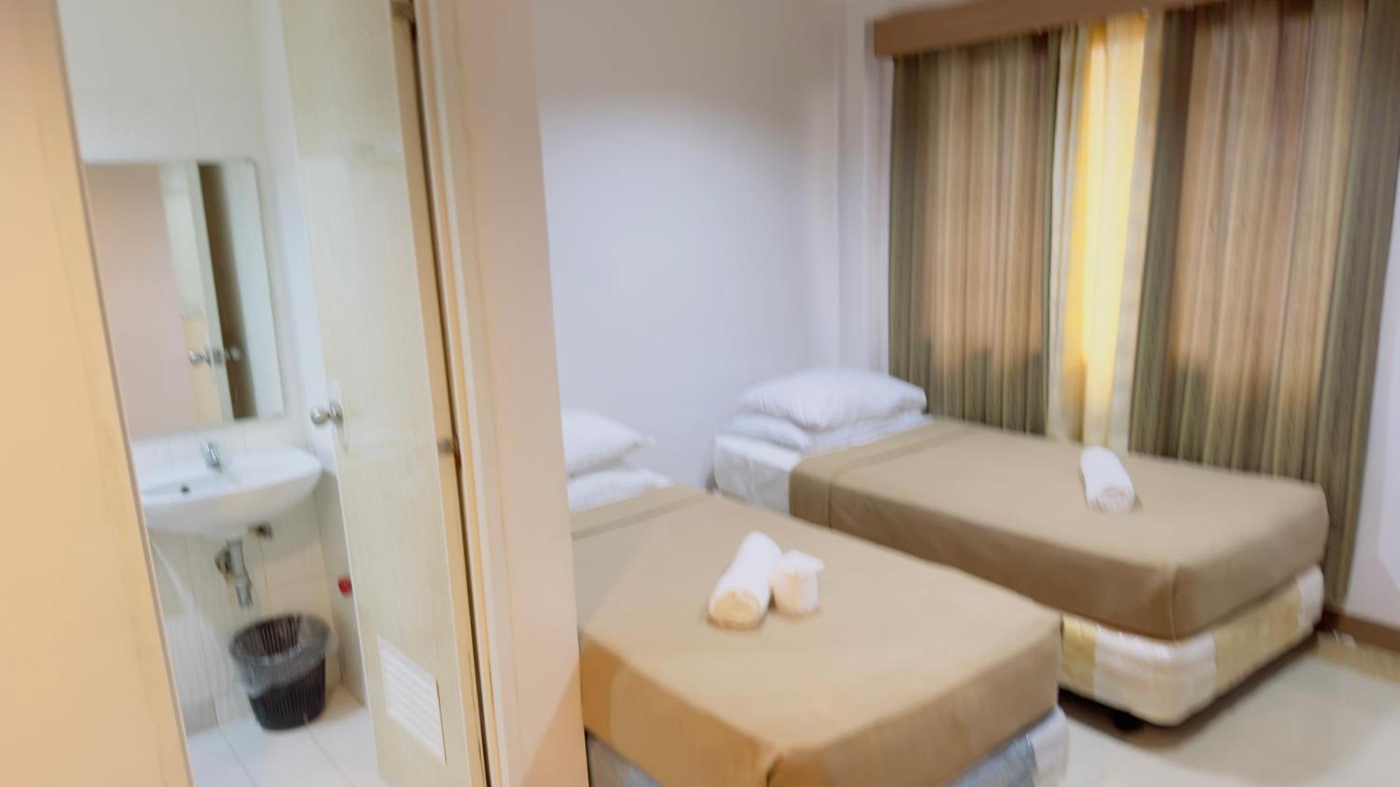 La Anclar Hotel Davao City Extérieur photo