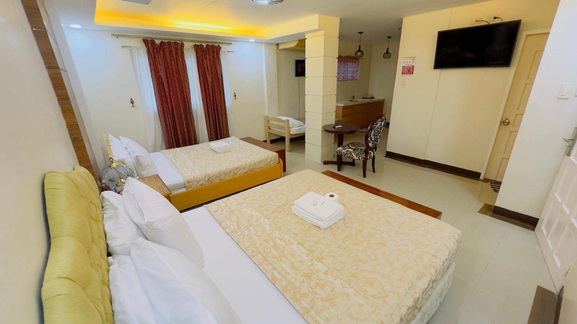 La Anclar Hotel Davao City Extérieur photo