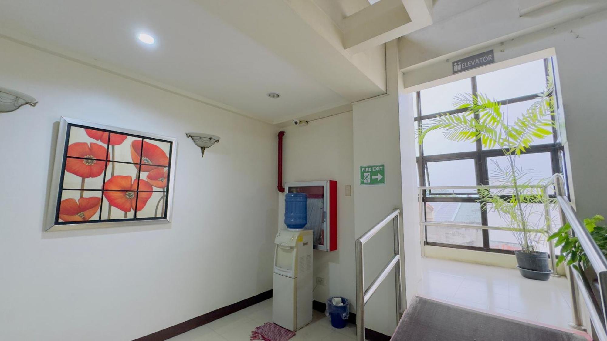 La Anclar Hotel Davao City Extérieur photo