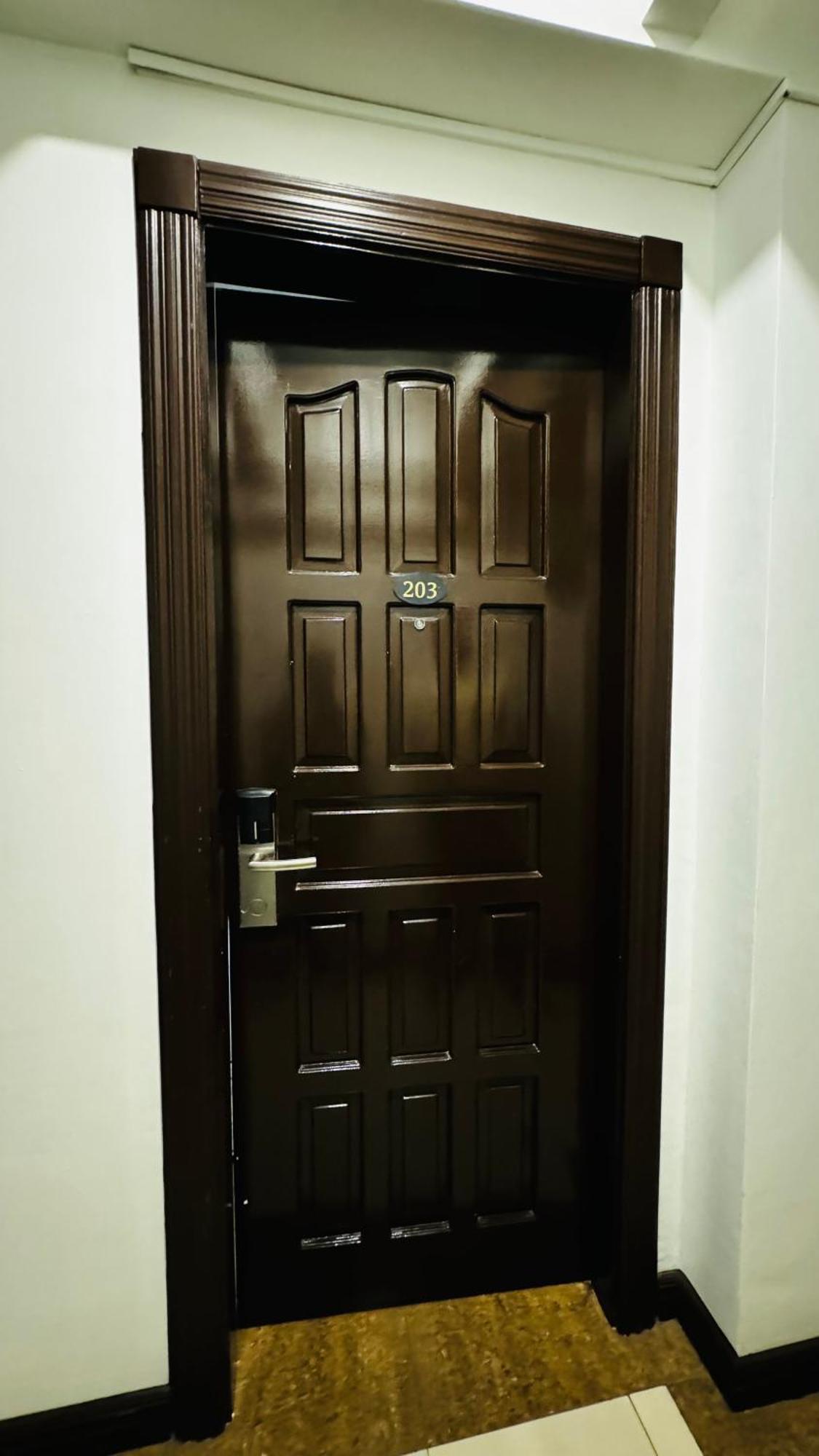 La Anclar Hotel Davao City Extérieur photo