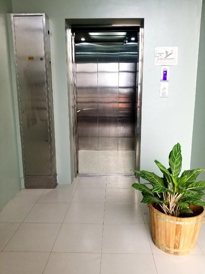 La Anclar Hotel Davao City Extérieur photo